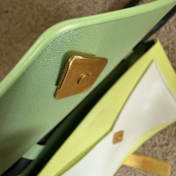 Y2K Anne Klein Colorblock Crossbody Shoulder Purse – Retro, Lion Emblem Closure - Picture 9 of 12
